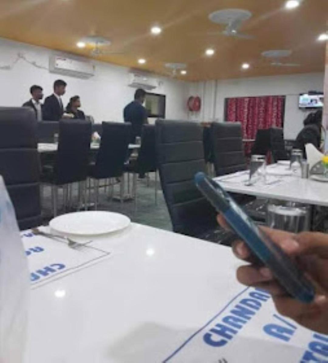 Hotel Chandan,Бхубанешвар Екстериор снимка